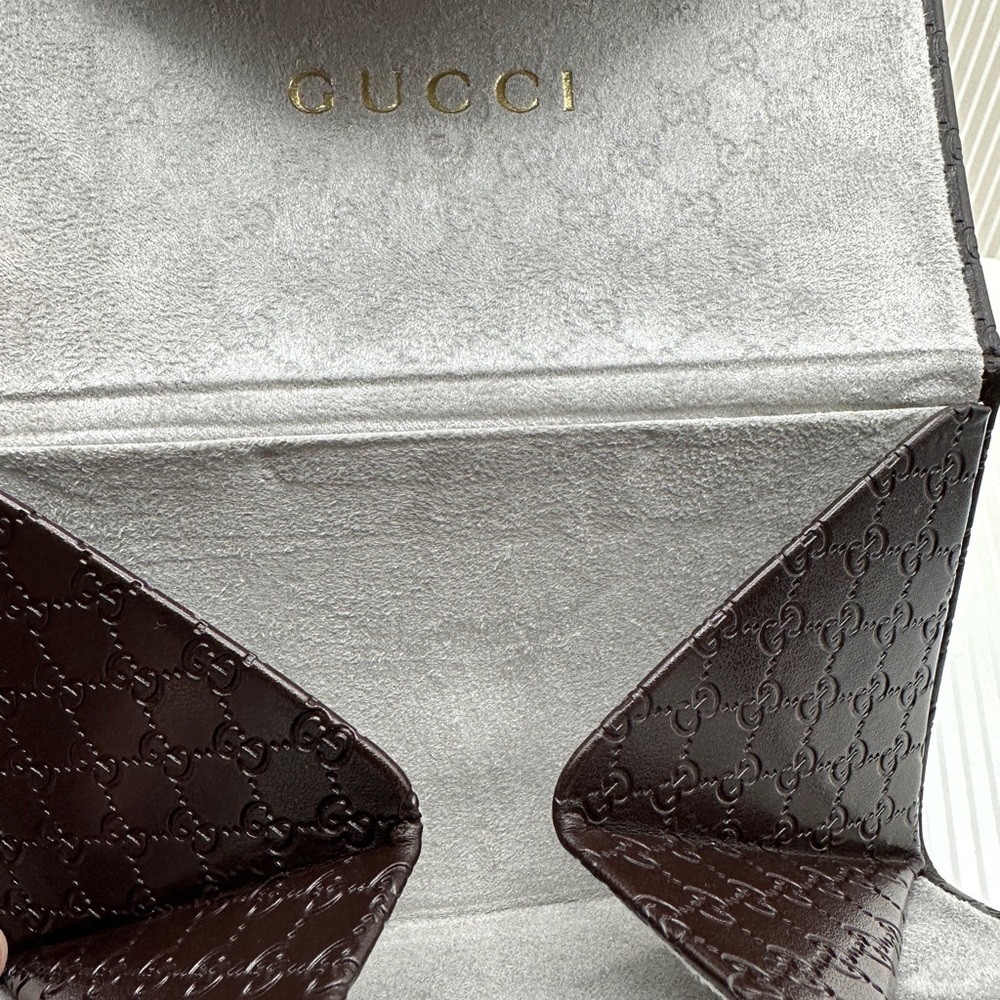 LARGE Gucci Brown Embossed Case for Glasses. - Picture 10 of 10